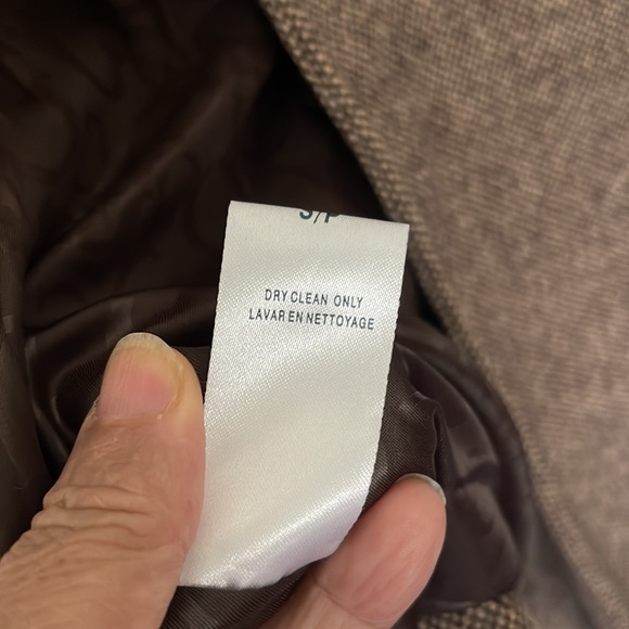 Guess. Size S/P. Color brown - Picture 13 of 13